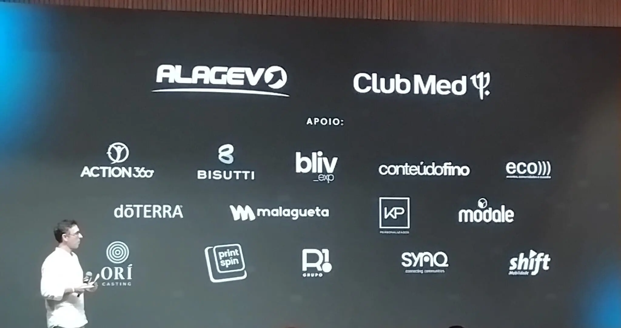 Tela apresenta as empresas apoiadoras do Eventos em Off 2026, realizado no Club Med Lake Paradise. - Crédito: Denis Rugeri