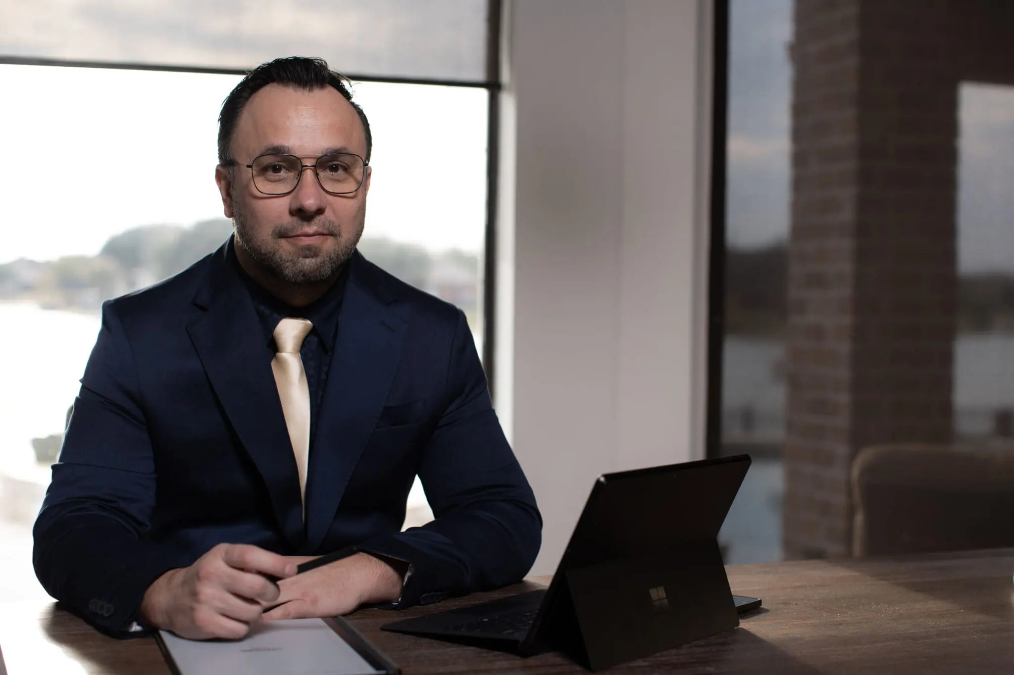 Daniel Toledo, advogado especializado em direito internacional, com atuação em imigração, investimentos e negócios no exterior - Crédito: divulgação