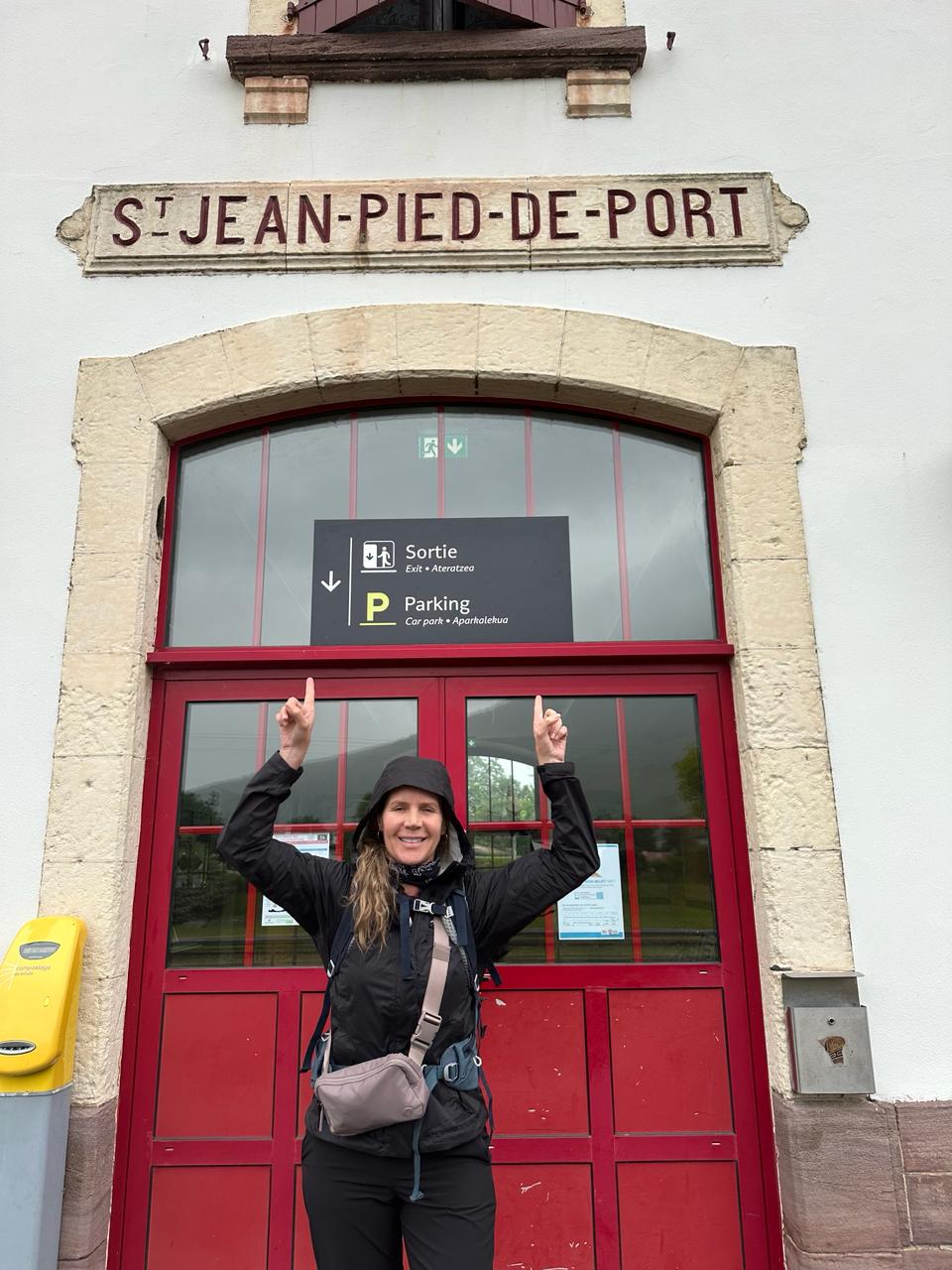Mauro e Fabiana Koch iniciaram a caminhada em Saint-Jean-Pied-de-Port, no sul da França. Crédito: divulgação