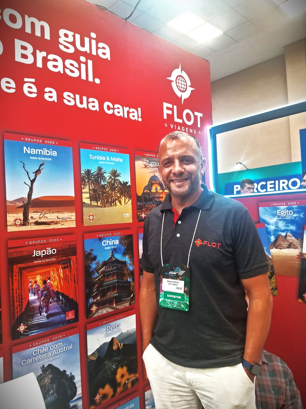 Representando a Flot, Isaías Pereira apresentou novidades da operadora para agentes de viagem na Abav TravelSP. Crédito: Diário do Turismo
