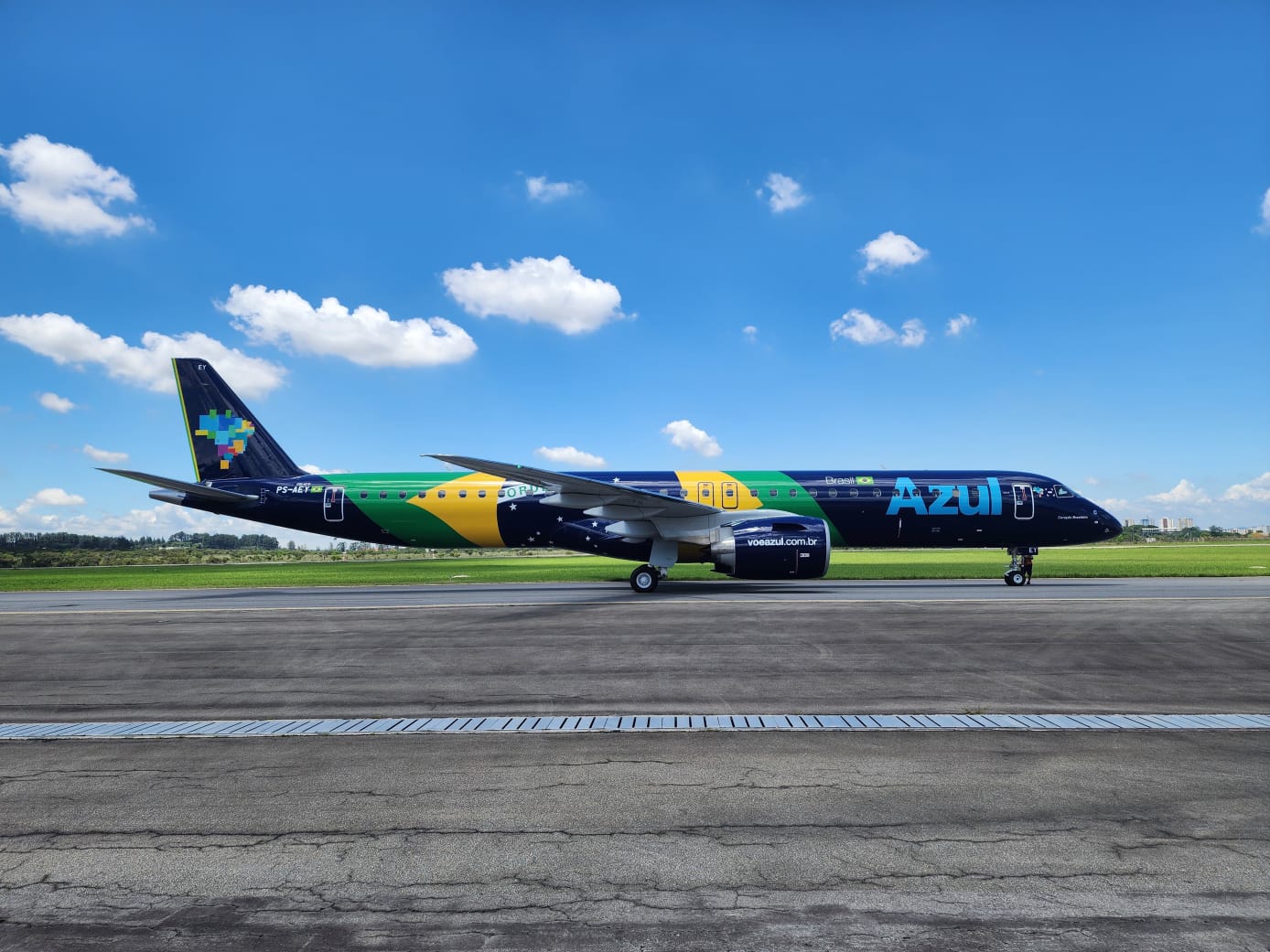 Azul e Seleção Brasileira 