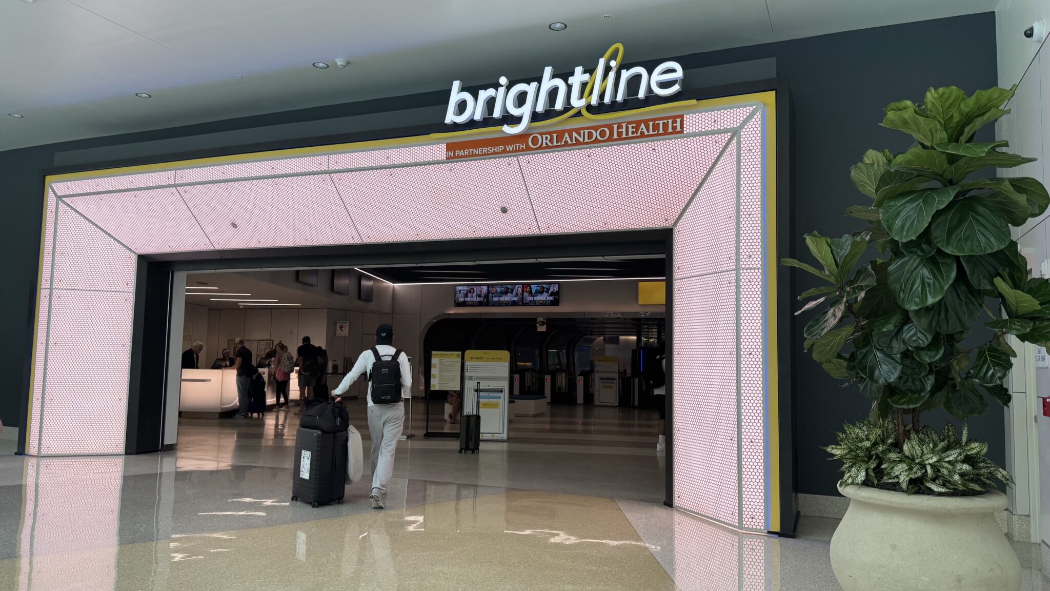 Brightline: opção rápida para sair de Orlando até Miami ( foto Simone Barros)