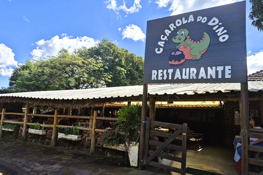 Caçarola do Dino é opção de restaurante para um dia de passeio em Peirópolis _ Foto - Tárcia Oreste - Uberaba