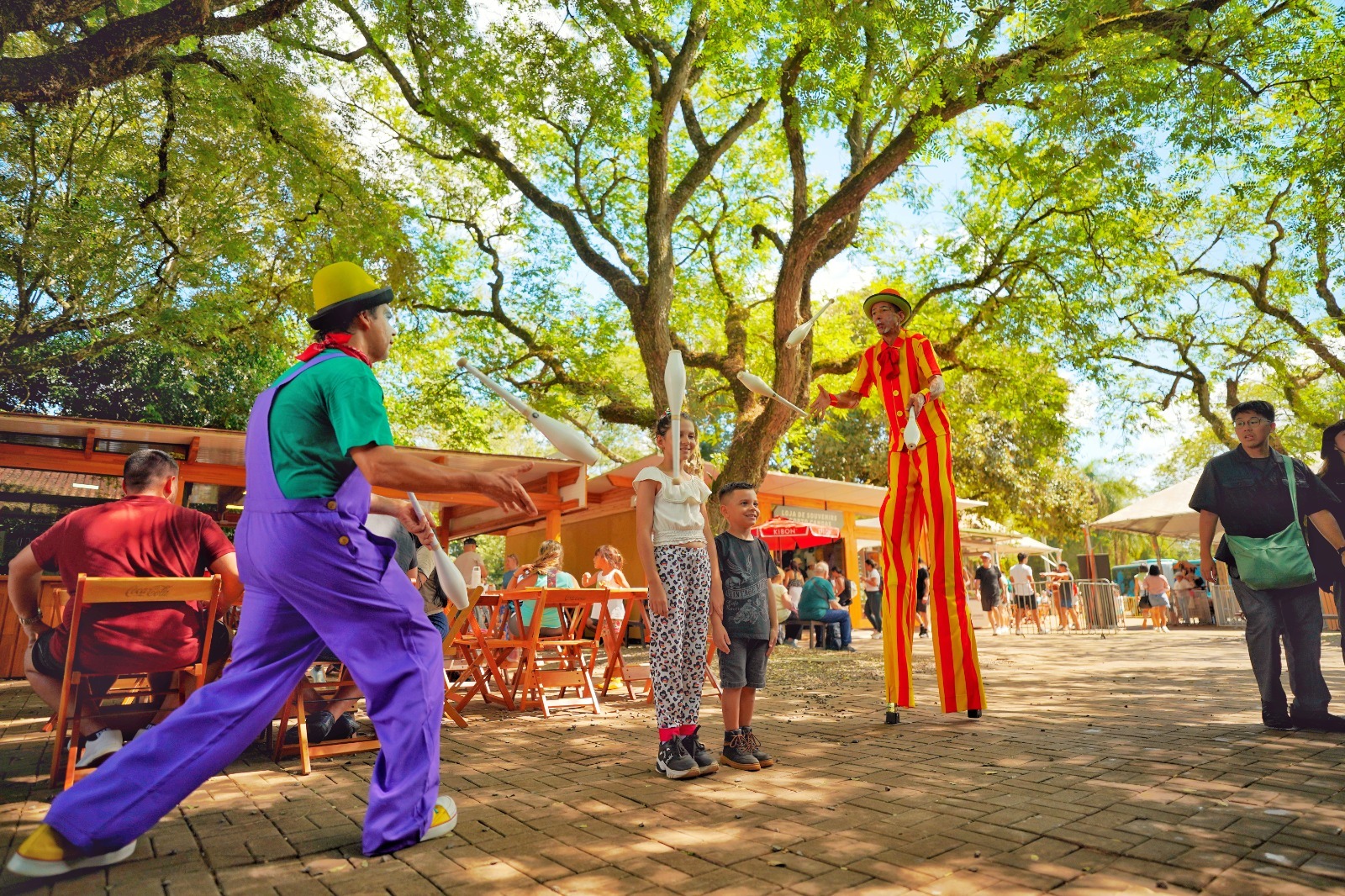 A expectativa é receber cerca de 230 mil visitantes durante as férias de julho, com programação voltada para todas as idades. Crédito: Urbia+Cataratas.