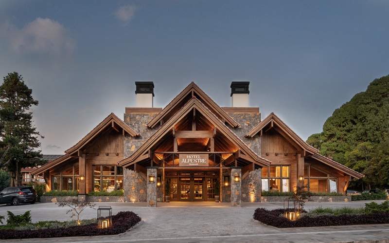 Hotel Alpestre de Gramado tornou-se referência em turismo familiar ao oferecer uma estrutura voltada para diferentes gerações