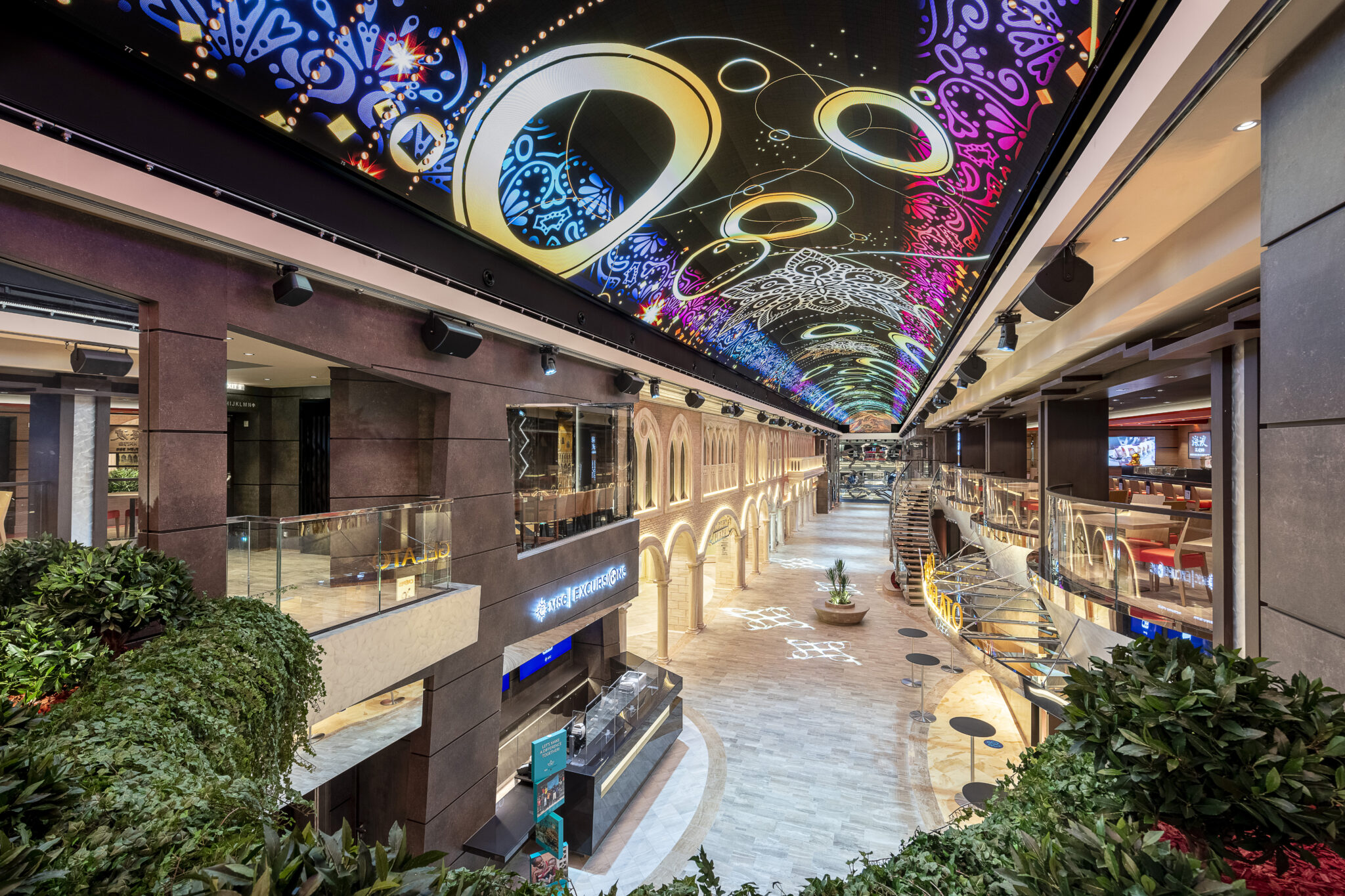 MSC Virtuosa, Galleria Virtuosa - Crédito: divulgação