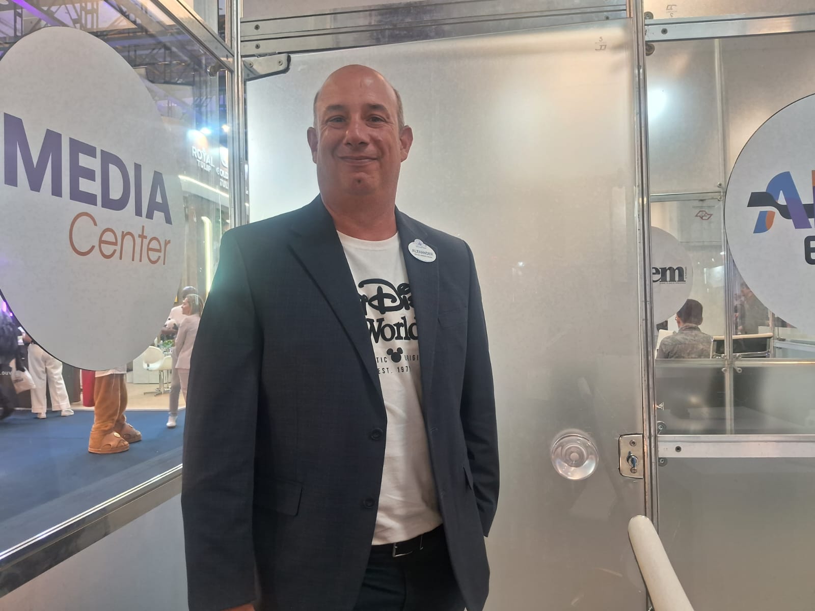 Alexander Haim, gerente sênior de Vendas da Disney Destinations no Brasil, durante a ABAV Expo 2026 (Crédito: Cecilia Fazzini / DT)