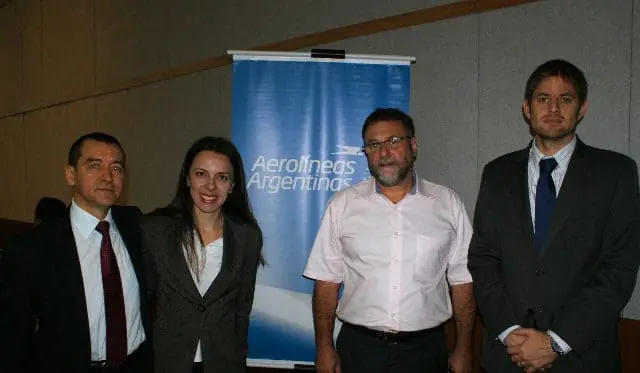 Participaram da capacitação representantes da Aerolíneas Argentinas: Ivan Blanco Cadahia, gerente Comercial SP; Sonara Zanella; Fernando Lafalce, Supervisor de Promoção SP; e Gonzalo Romero, diretor geral Brasil. (Foto: DT)