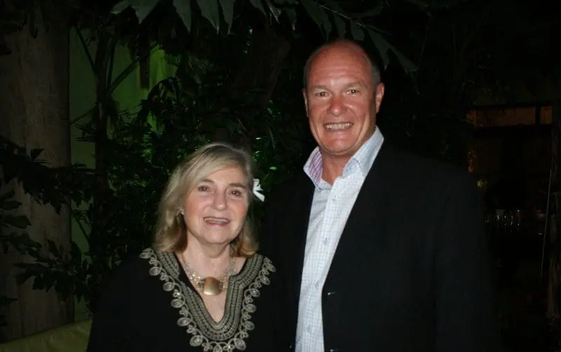 Mark Hutchinson (vice-presidente de Vendas e Marketing da Air Tahiti Nui) e a Lucia Lebon (diretora de Vendas da Air Tahiti Nui)