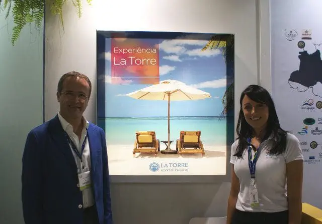 Luigi Rotunno, diretor e Renata Righi, gerente de vendas, representando a La Torre Resort