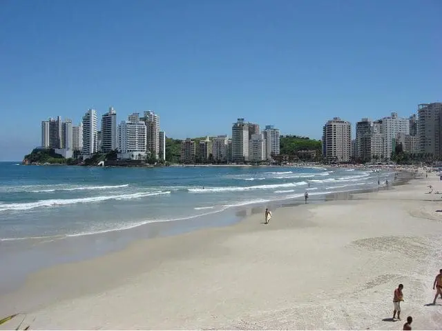 De acordo com a Secretaria de Turismo e o Guarujá Convention & Vistors Bureau, 700 mil pessoas foram ao destino entre os dias 4 e 9 de fevereiro