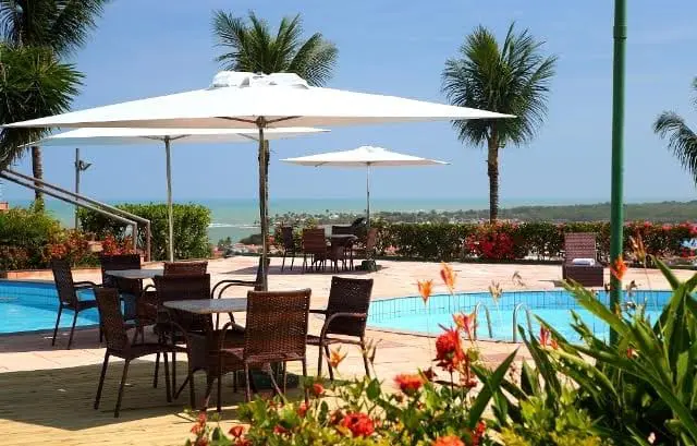 O resort possui 120 mil metros quadrados de área, 125 apartamentos com varanda e vista panorâmica, além de dois restaurantes (Fotos: divulgação)