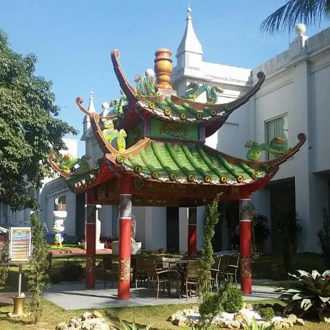 tenda oriental, um espaço com a temática zen que remete às culturas asiáticas