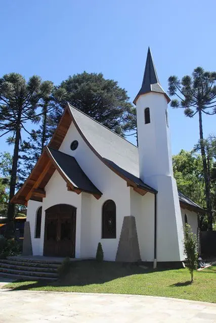 Capela ecumênica já recebeu casamentos de várias denominações religiosas