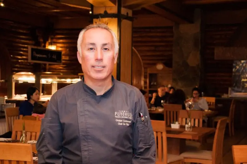 Cristian Contreras, chef de fila (salão)