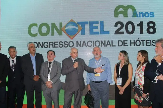 Discurso de Adilson Fonseca sobre as novidades para 2018 e agradecimentos à parceiros (Foto: Lucas Kina/DT)