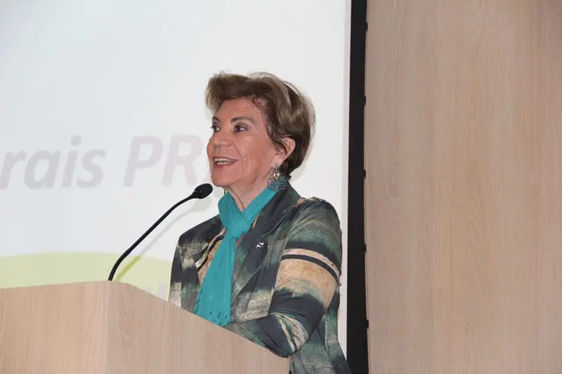 Elizabeth: “Já estou com as pessoas prontas para iniciar os trabalhos (são 13 profissionais), aguardo apenas a assinatura do convênio" (Fotos: Paulo Atzingen)