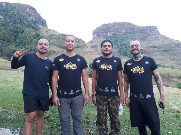 Os monitores do PoloCuesta: Cristiano, Alexandre, Raony e Leandro (Foto: DT)