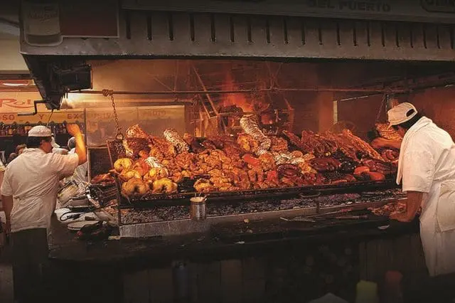 Asado (Crédito: Agua Clara)