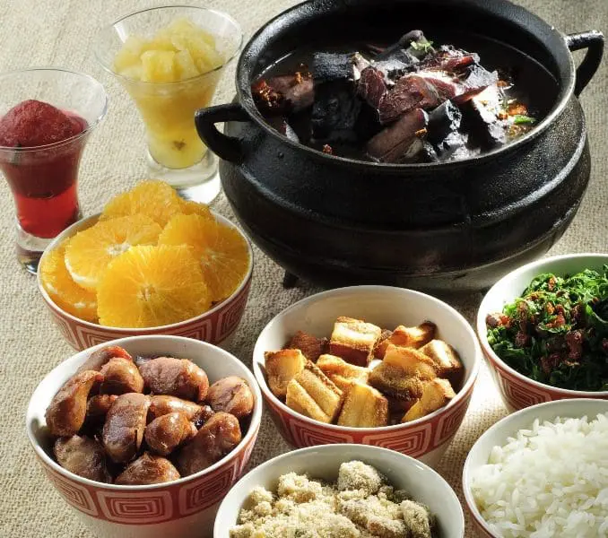 A Feijoada das Campeãs faz parte do calendário de eventos do Rio Othon Palace e é uma realização em parceria com o Grupo Coruja e Leblon Entretenimento (Crédito: divulgação)