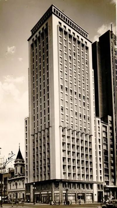 O antigo edifício onde funcionou o São Paulo Othon Palace por mais de 50 anos passa a ser a sede da Secretaria Municipal da Fazenda (crédito: divulgação)