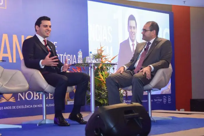 Rafael Menna (vice-presidente) e Roberto Bertino (presidente) durante Talk Show