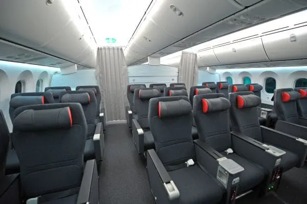 Assentos da Premium Economy (foto: divulgação)