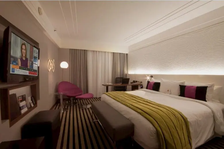 Suite-Business-Class---Radisson-Alphaville