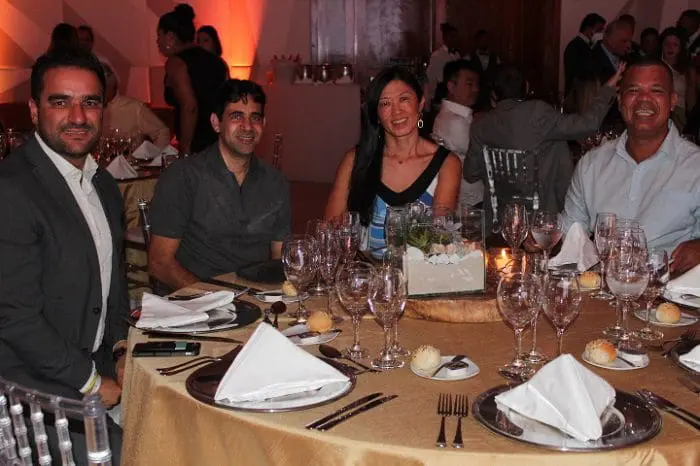 Joaço Abegão (Iberostar), Mário Pereira (Azul Viagens) Cristina Yoshida (Azul Viagens), Lúcio do Carmo (Azul Viagens) no prêmio Estrellas 2022.