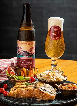 A Gastronomia no Parque da Cerveja, em Campos do Jordão-SP, é variada e oferece pratos autorais preparados com cerveja.