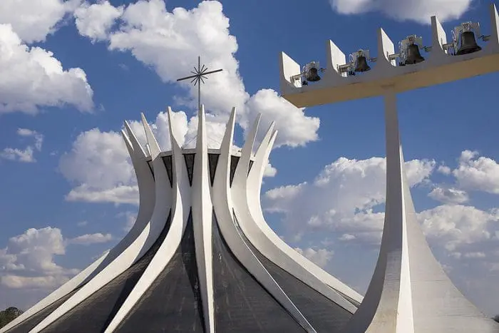 Catedral Metropolitana de Brasília, em Brasília-DF (Foto: Roberto Maia).