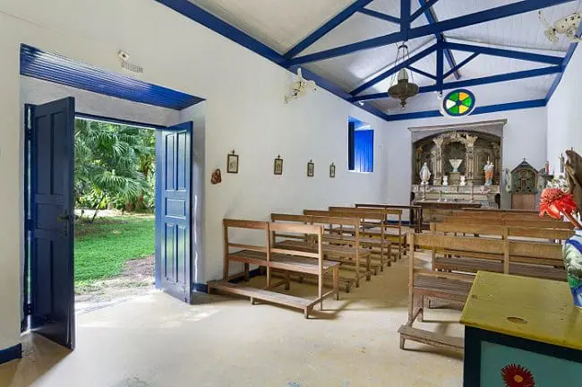 A Capela da Vila Siriúba, em Ilhabela.