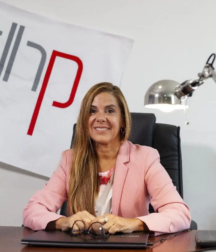 Liliana Conde é Mentora para a Hospitalidade e Happiness nas organizações Uma vida a viver a Hotelaria e o Serviço. Ela é palestrante Encontro dos Profissionais do Turismo com Cristina Lira em Lisboa.