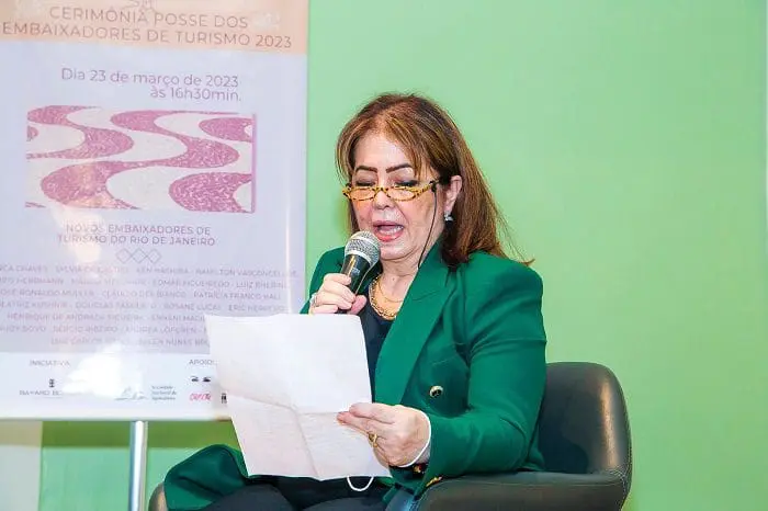 Embaixadores do Turismo do RJ: Maria Luiza Nobre leu os 10 mandamentos dos embaixadores por Bayard Boiteux