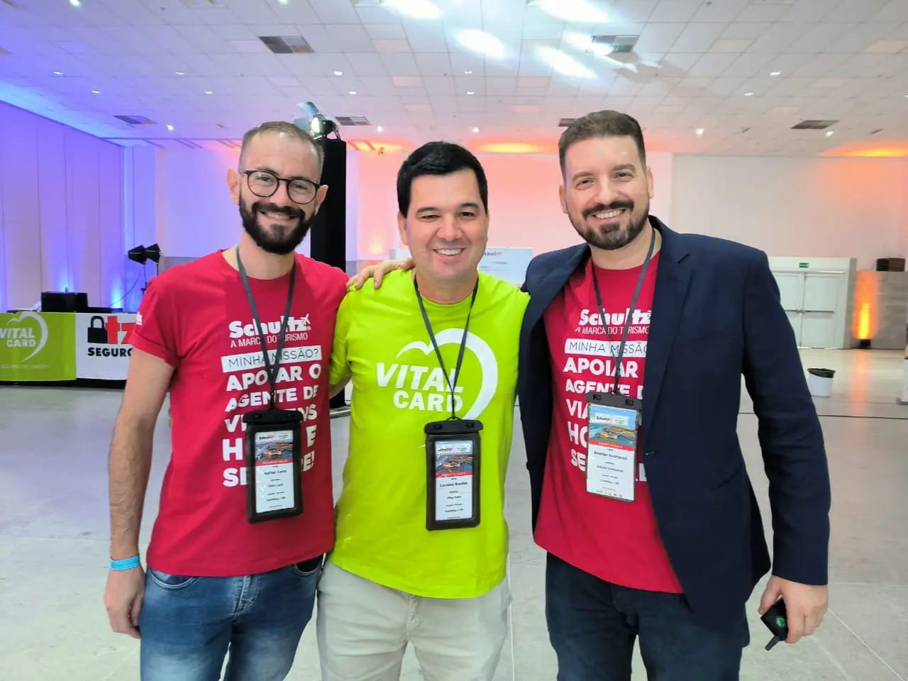 Rafael Turra (diretor de operações e produto da Vital Card e TZ Seguros, ambas das empresas Schultz), Luciano Bonfim (diretor comercial da Vital Card) e Rodrigo Rodrigues (diretor comercial das Empresas Schultz) . ( Foto Mary de Aquino)