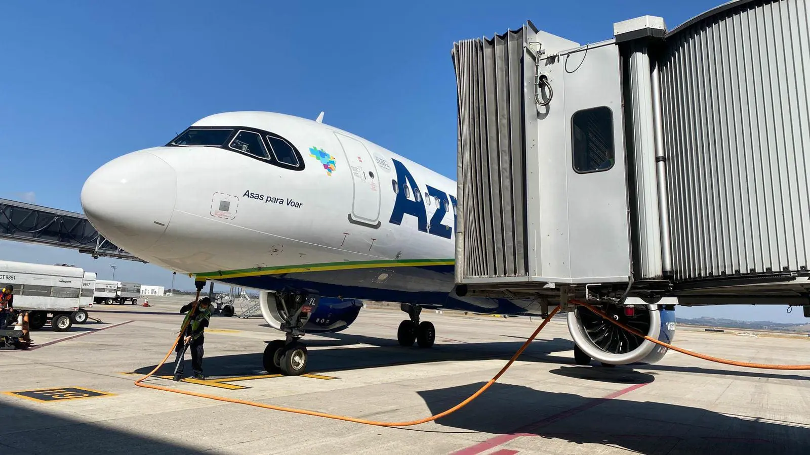 Azul