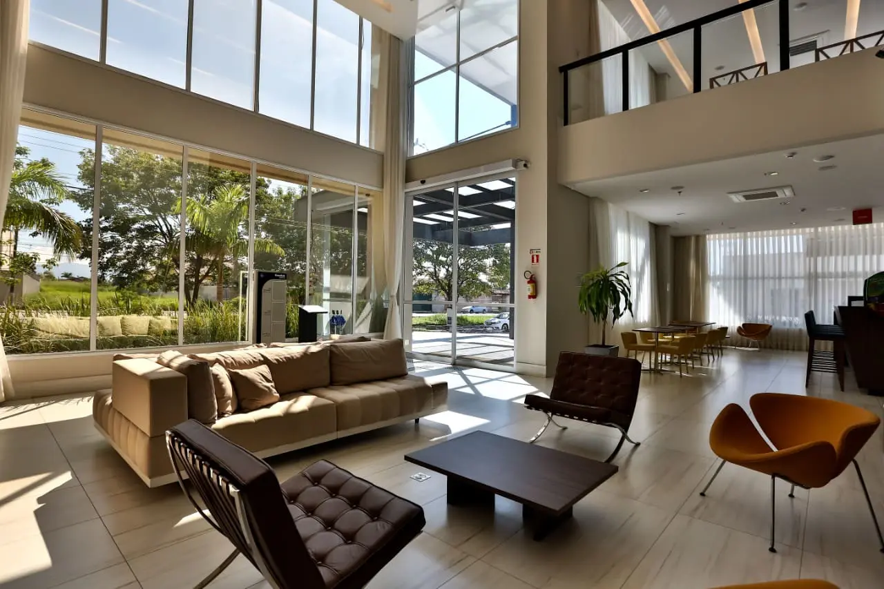 Summit Suites