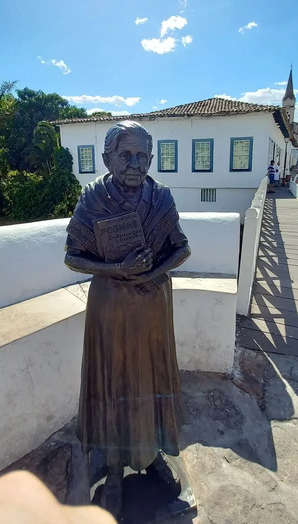 Cora Coralina