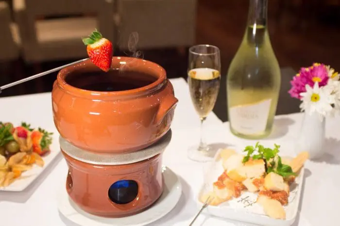 Também há o delicioso Fondue de Chocolate (