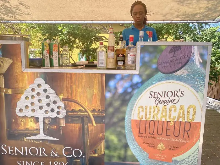 O famoso licor de Curaçao