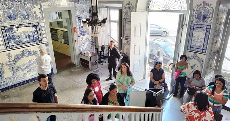 Visitantes no final de semana da reabertura do Museu ao público