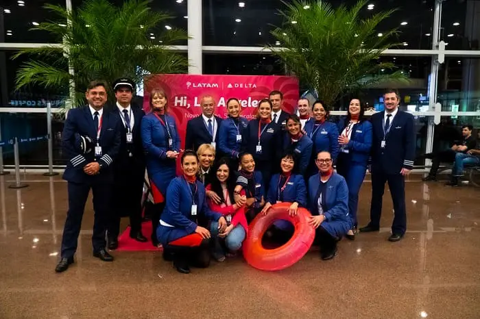 São Paulo-Los Angeles: Os tripulantes da LATAM e da Delta estiveram presentes no voo inaugural