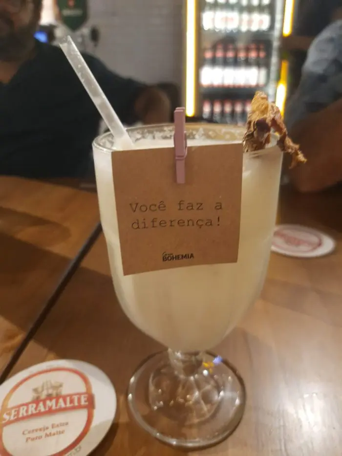 Drink Pina que não Cola, do Boteco da Tetê
