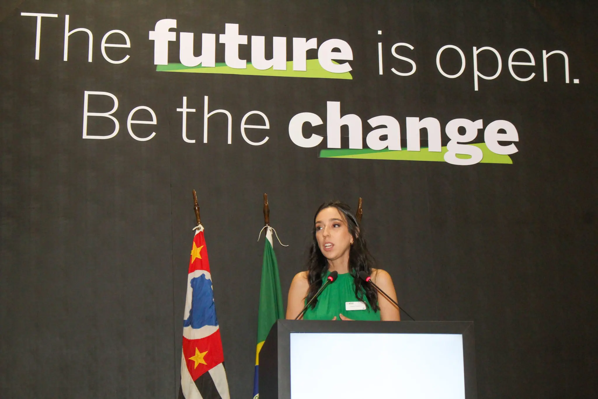 Bianca Pizzolito durante discurso de abertura da WTM