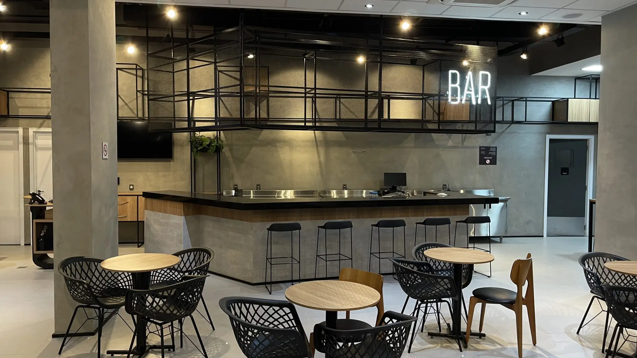 Lobby e bar do hotel - Foto: Divulgação Accor