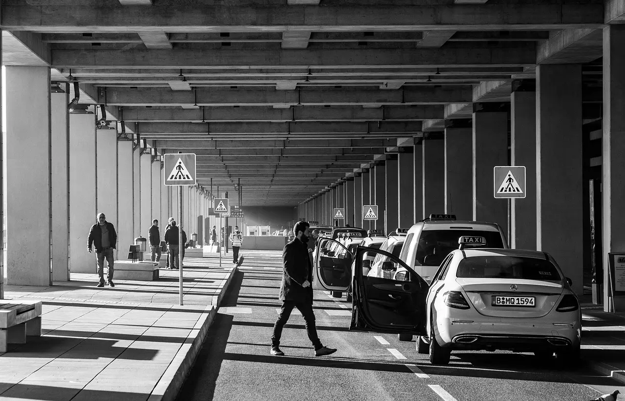 Embarque em aeroporto - carros de aplicativo