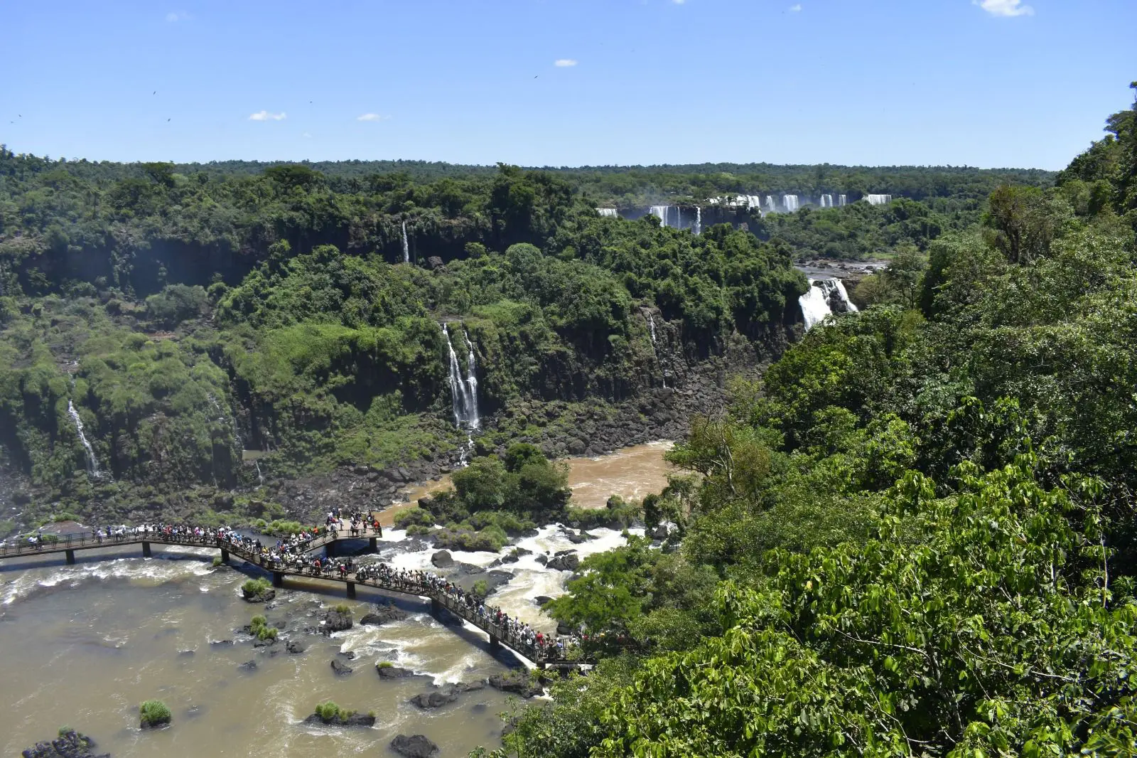 Feriadão com horário ampliado no Parque Nacional do Iguaçu - Foto: Bruna Nieradka