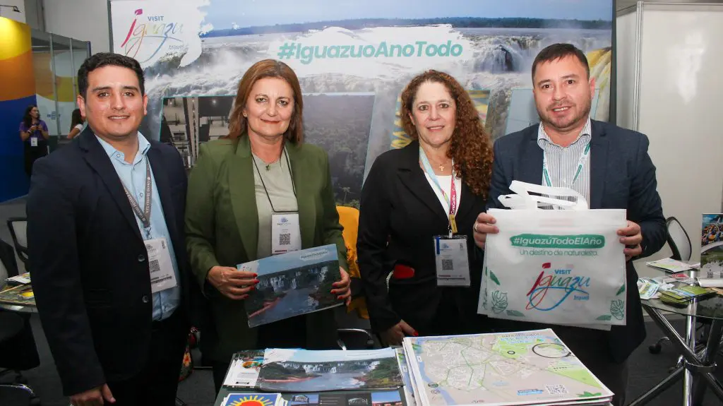 estande Iguazu o Ano Todo na expo turismo paraná