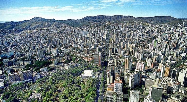 vista-aerea-BH-mil-px-ed-para-site