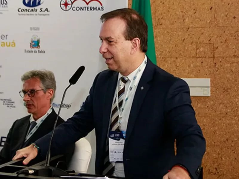 Adrian Ursilli no 4º Fórum CLIA Brasil (Foto Divulgação)